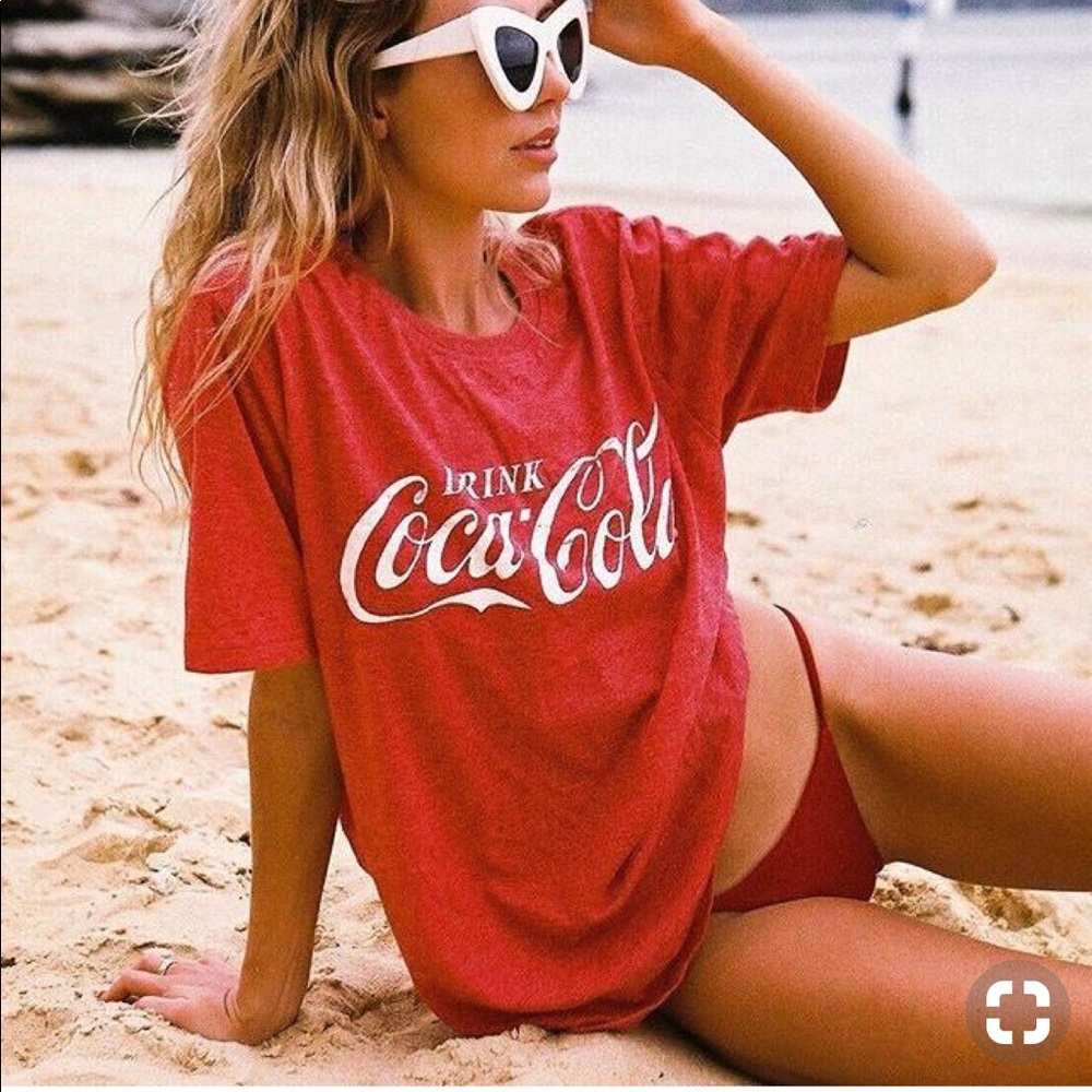 Coca-Cola top
